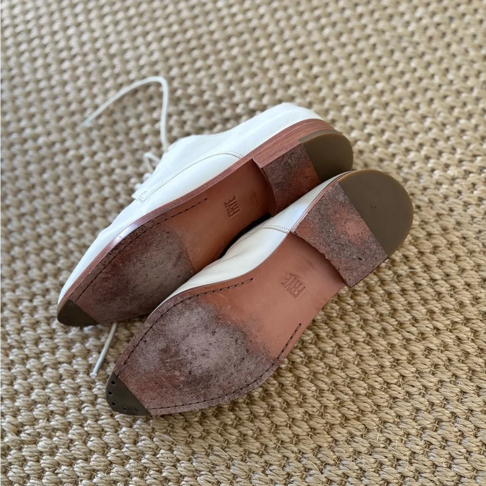 Frye white leather oxfords - Picture 3 of 3